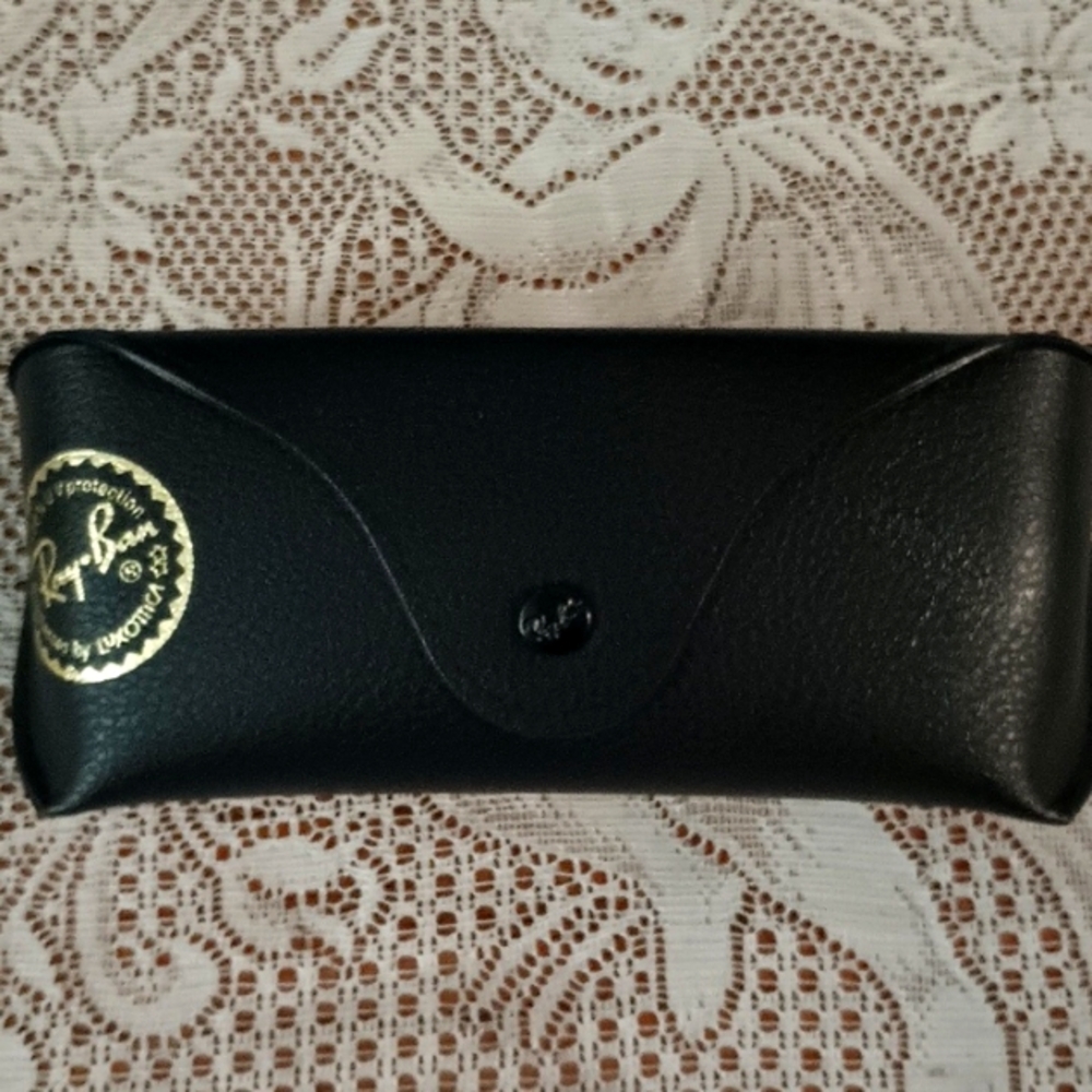 Sunglass case